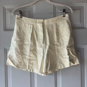 Stella McCartney light beige linen shorts size 29 waist